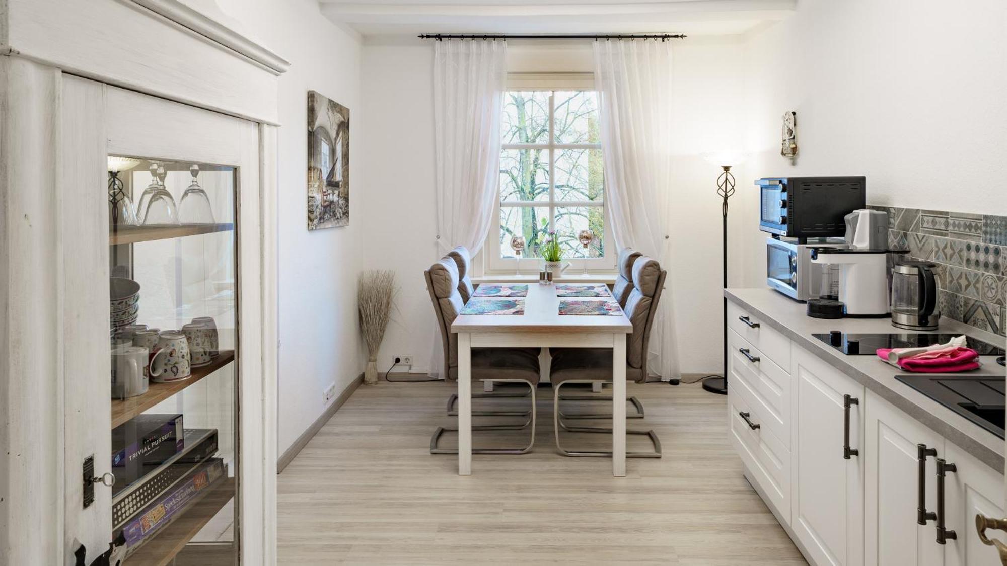 Apartment Apartment&junior-suite Schloßstraße Am Park Burgdorf (Hannover)